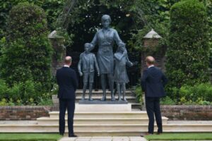 Prince Harry and Prince William unveiling Princess Diana's statue