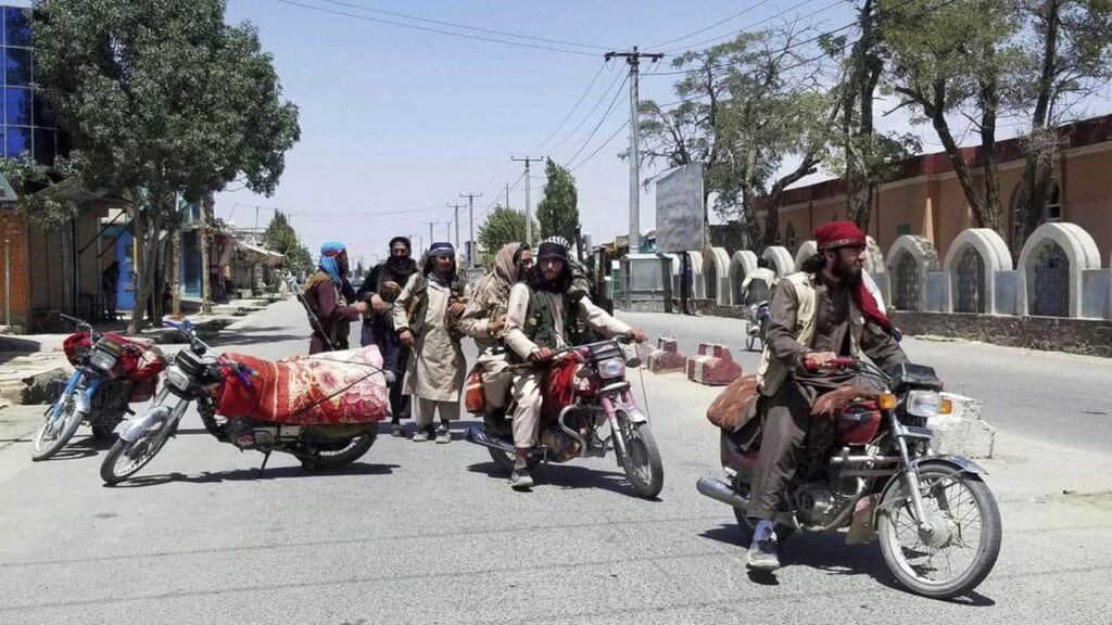 Taliban advances towards Kabul