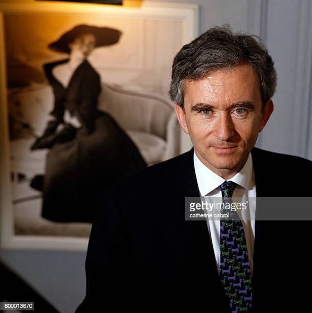 Bernard Arnault becomes the world's richest person after surpassing Jeff Bezos