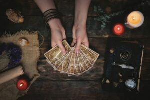 Learn all about tarot cards now!