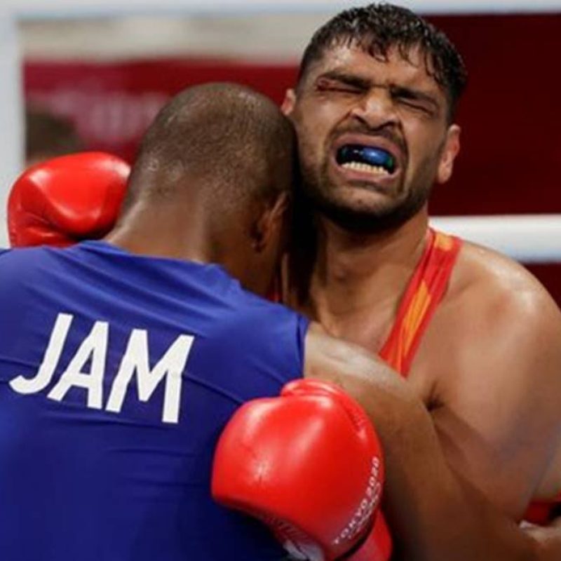 Satish Kumar Fought with 13 stitches in the Tokyo Olympics